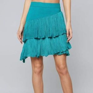 Bebe Paula Ruffle Mini Skirt.